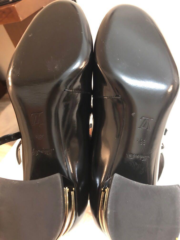 LV Bliss Multistrap Pump, 女裝, 鞋, 高跟鞋- Carousell