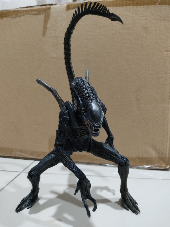 Neca AVP Requiem Alien Warrior Action Figure NO BOX