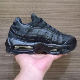 nike 270 react black and pink