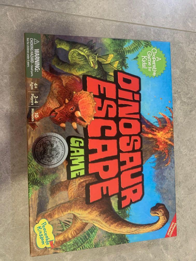 Peaceable Kingdom Dinosaur Escape Cooperative Memory Game of Logic and Luck  for 2 - 4 Kids Ages 4 +