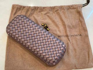 BOTTEGA VENETA KNOT CLUTCH POCHETTE AYERS SNAKE NEW Pink Leather