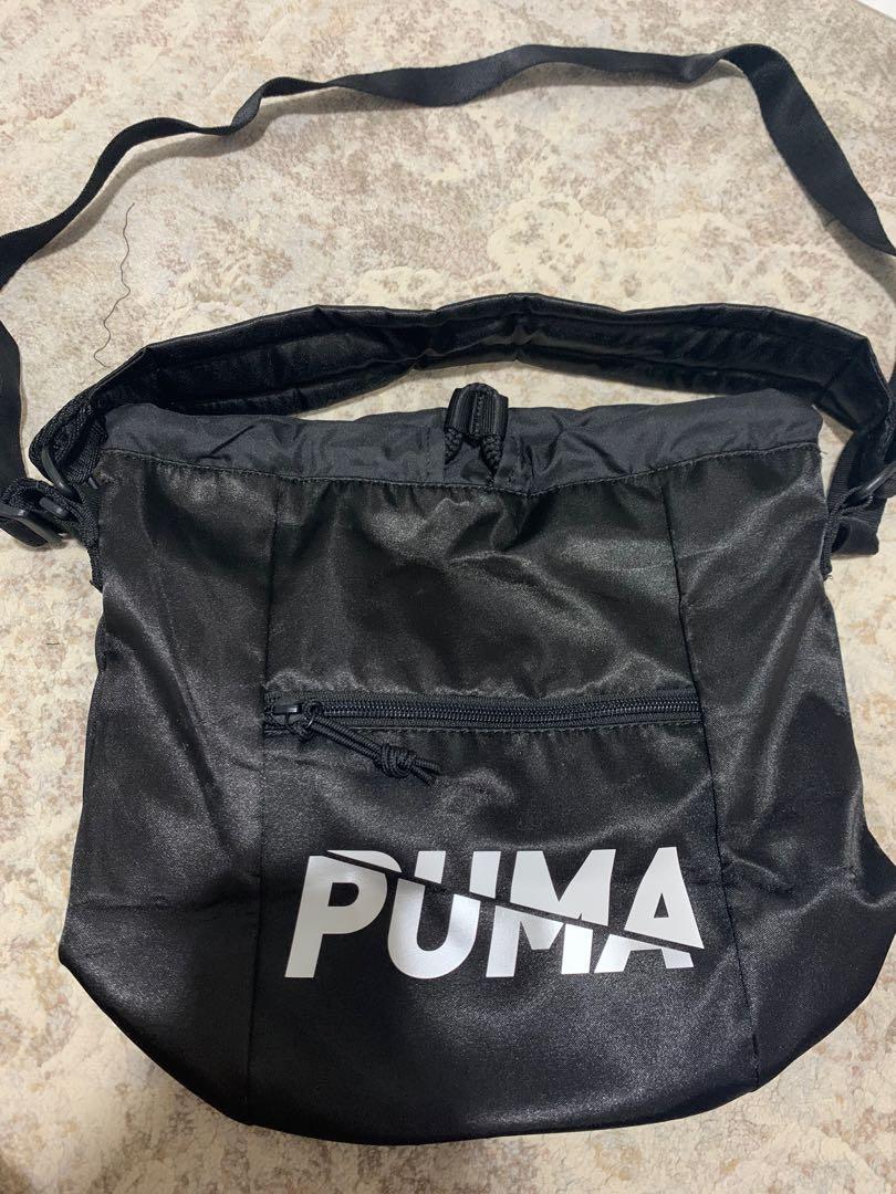 Puma wmn core on sale base bucket bag