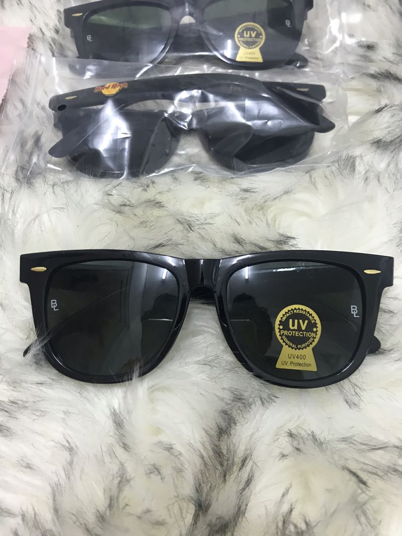 Ray ban hotsell wayfarer cafe