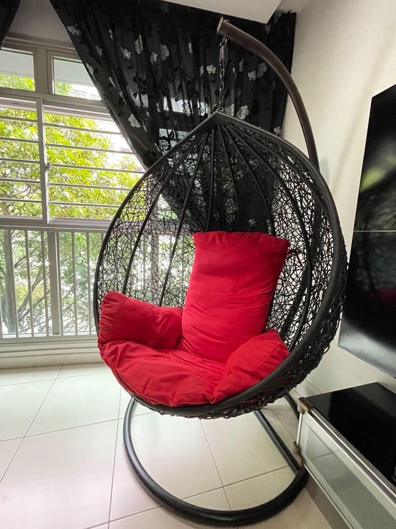 Red hanging chair Clearance