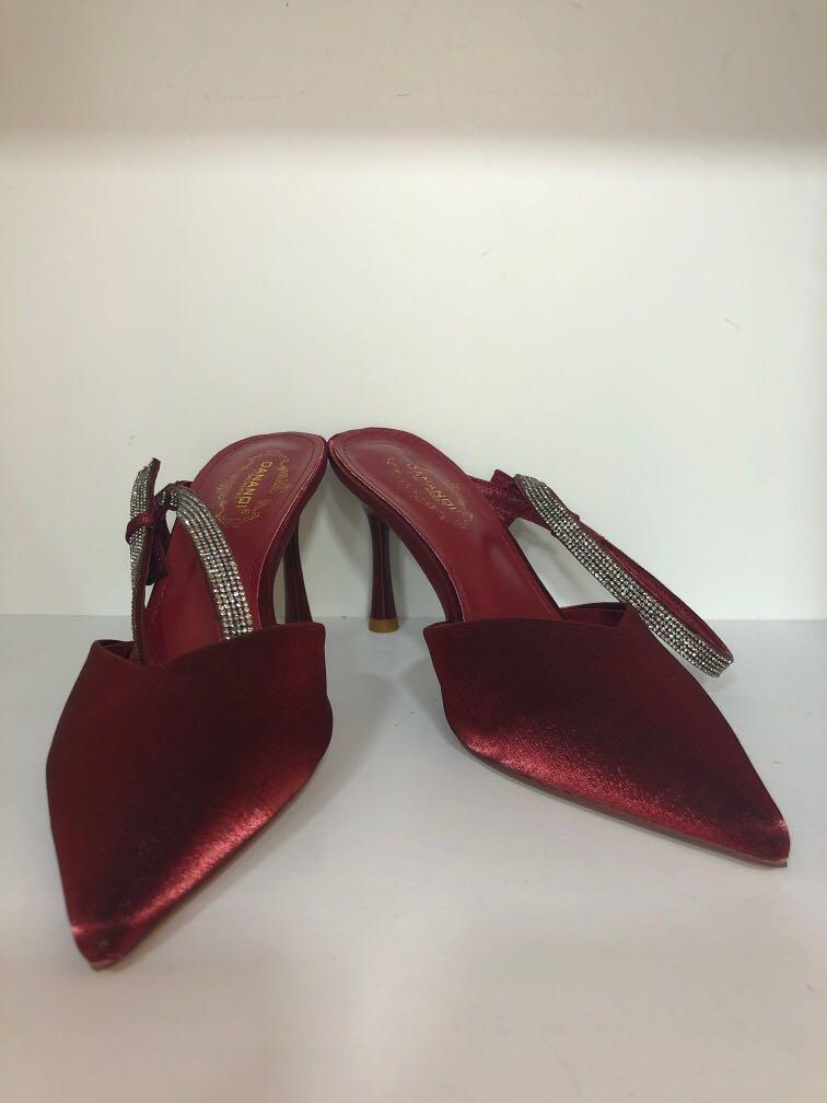 Red velvet shop shoes womens