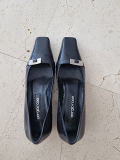 (Category: ) located in . Submitted by ff_closet (Listing ID 1152775875, Image 1). Description: .