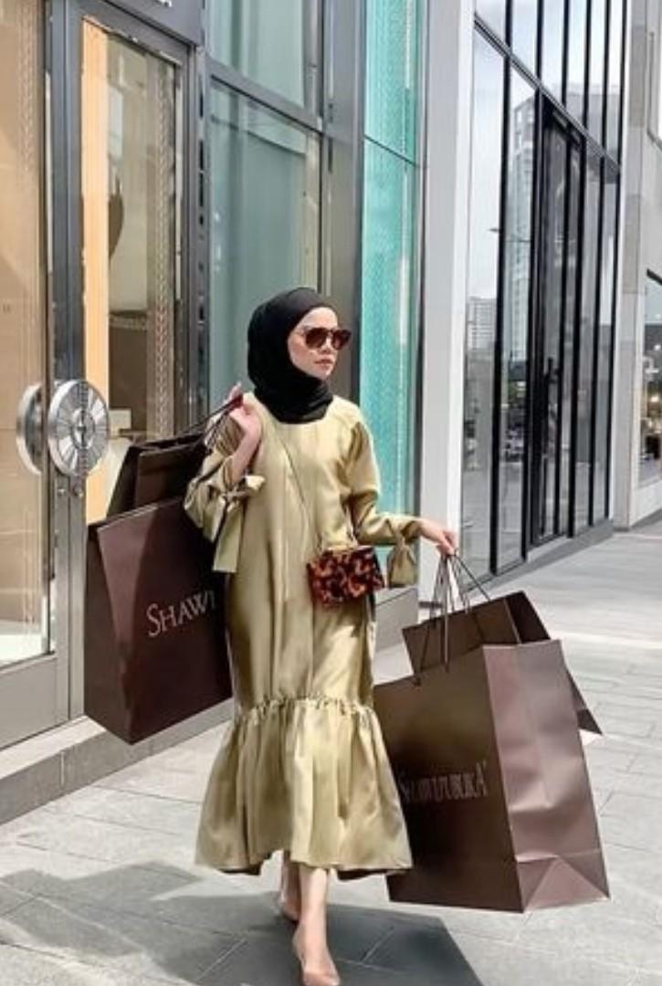 Shawlpublika Casual Free size, Women's Fashion, Muslimah Fashion, Dresses  on Carousell