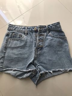 （分類：）位於 。 由 rejsh 提交（商品編號 1152807829，圖片 1）。簡介： 。