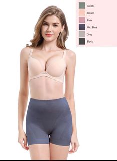 (Category: ) located in . Submitted by authenticgoods1 (Listing ID 1152875304, Image 1). Description: .