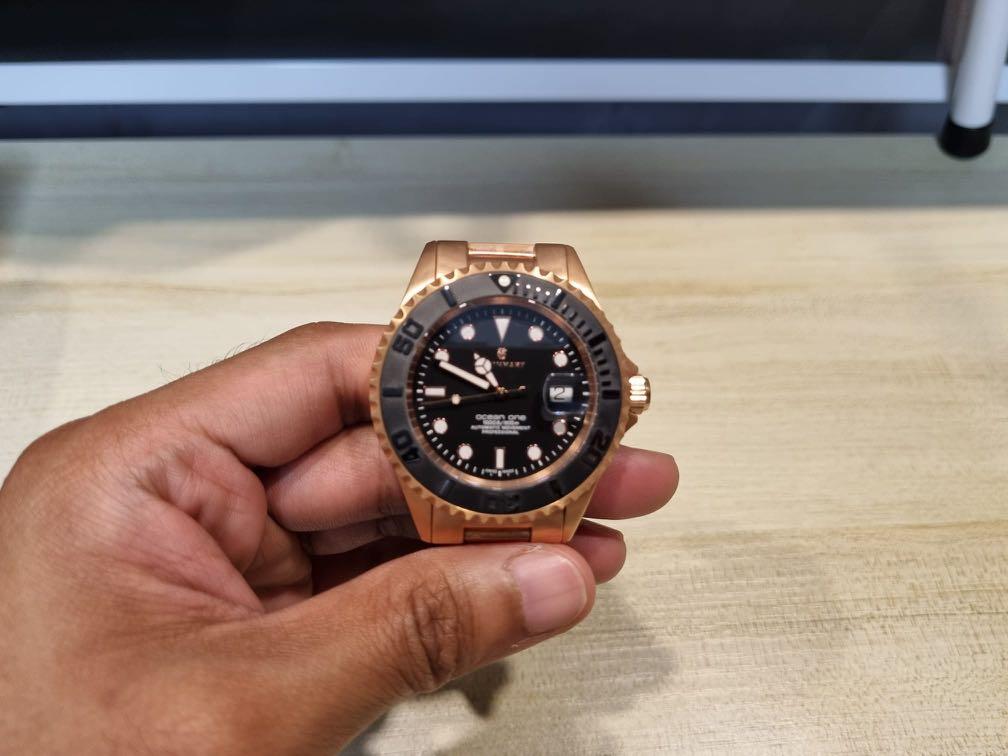 Steinhart ocean one hotsell pink gold 42mm