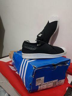 super star slip on