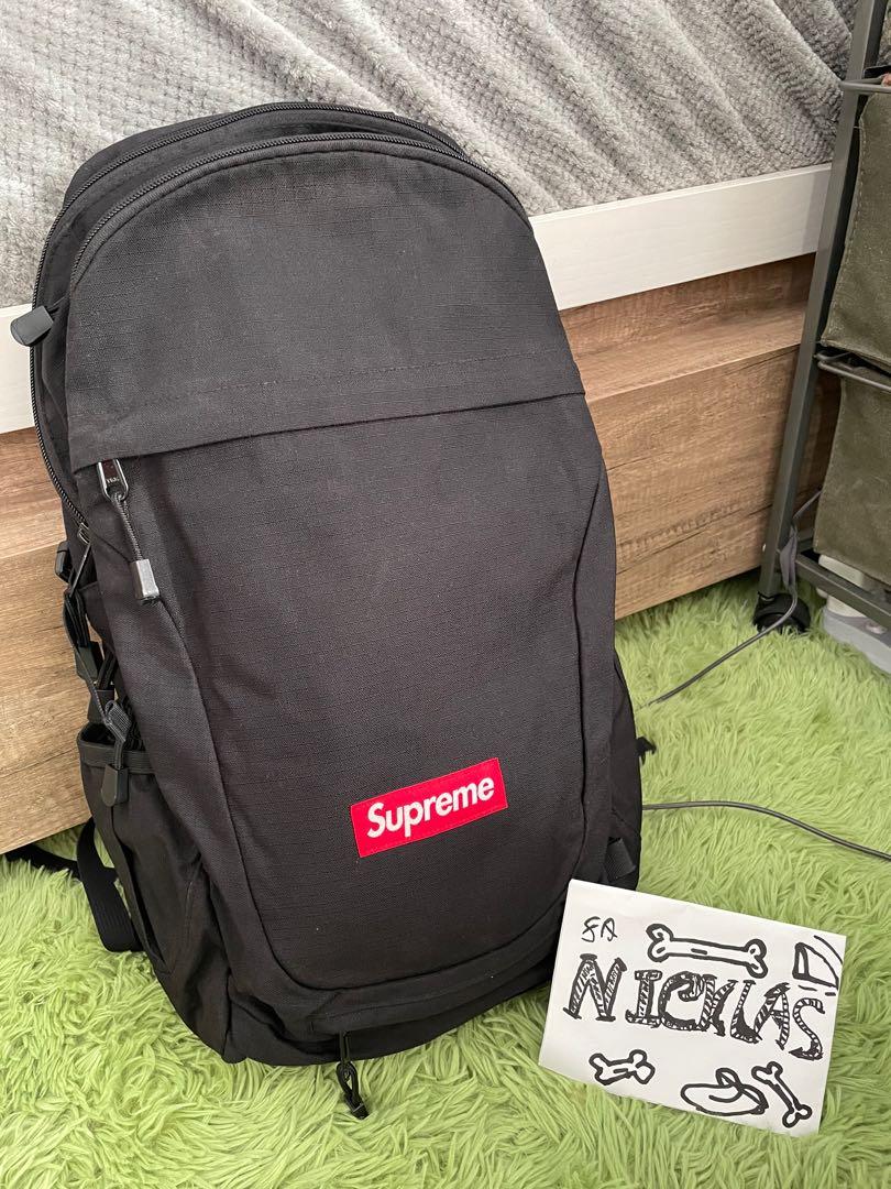 Supreme 33th top backpack