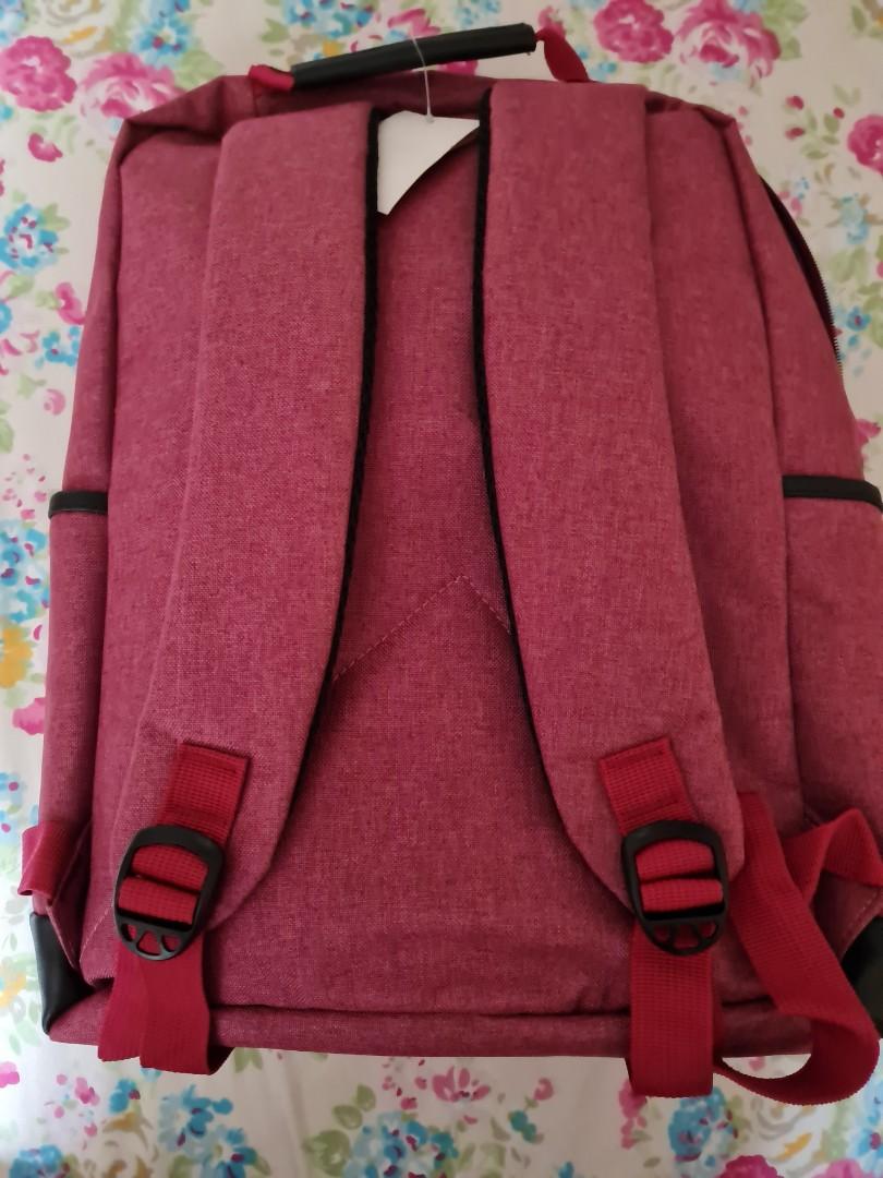 Surfers Paradise Backpack, Men's Fashion, Bags, Backpacks on Carousell