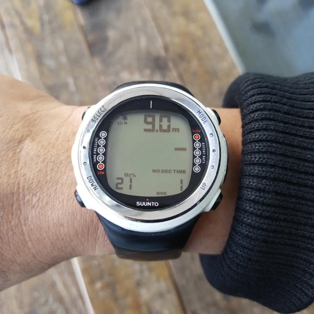 Jual suunto d4i 2025