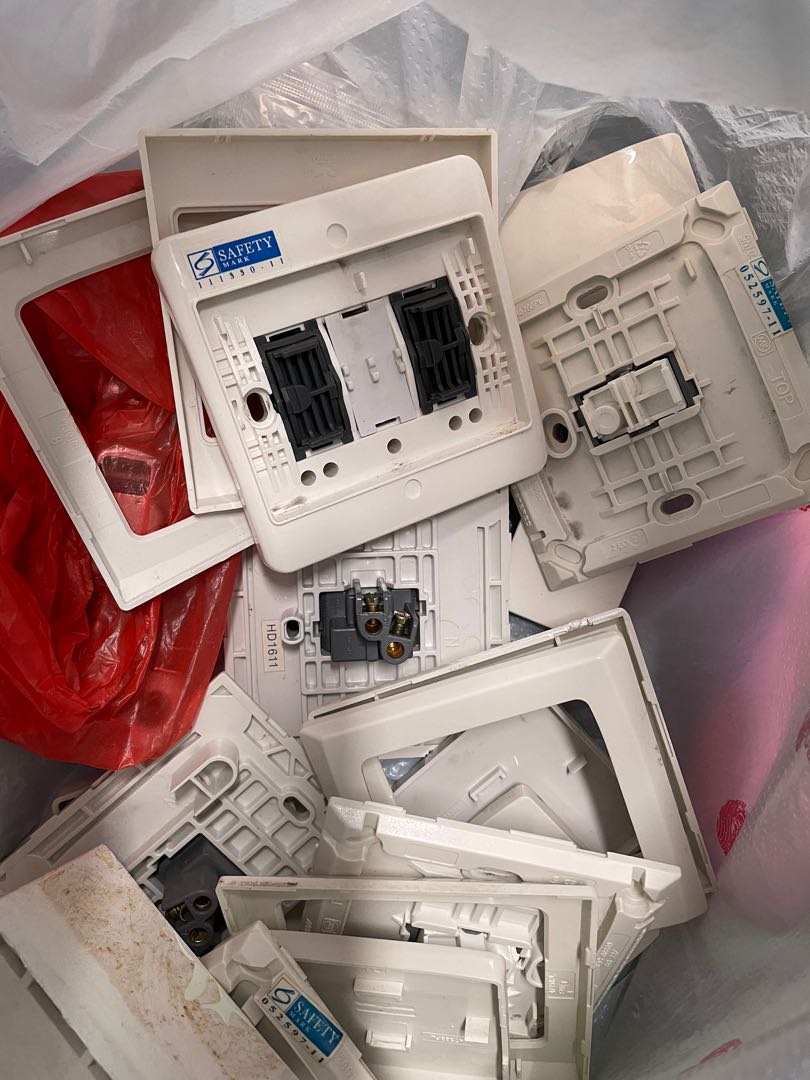 Switches, Everything Else on Carousell