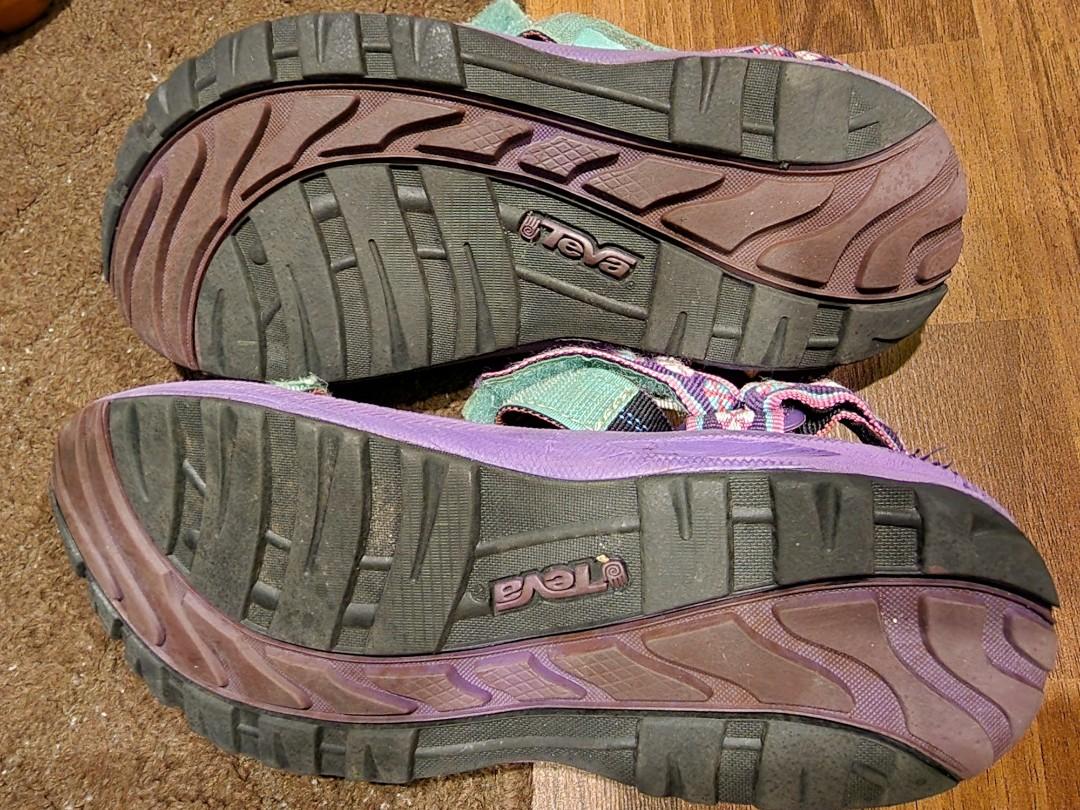 TEVA sandals for kids size 4