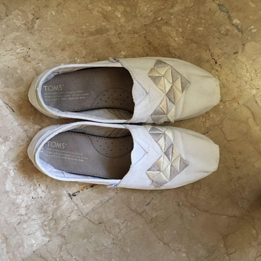 Toms size 8.5 deals
