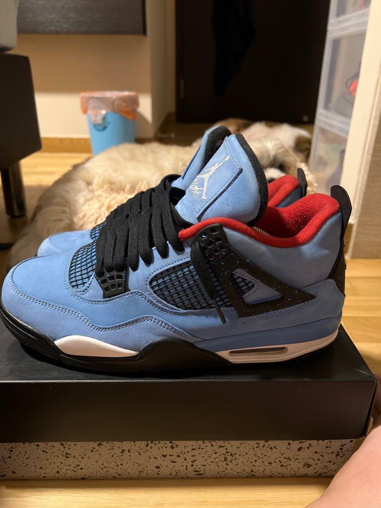 travis 4 on feet