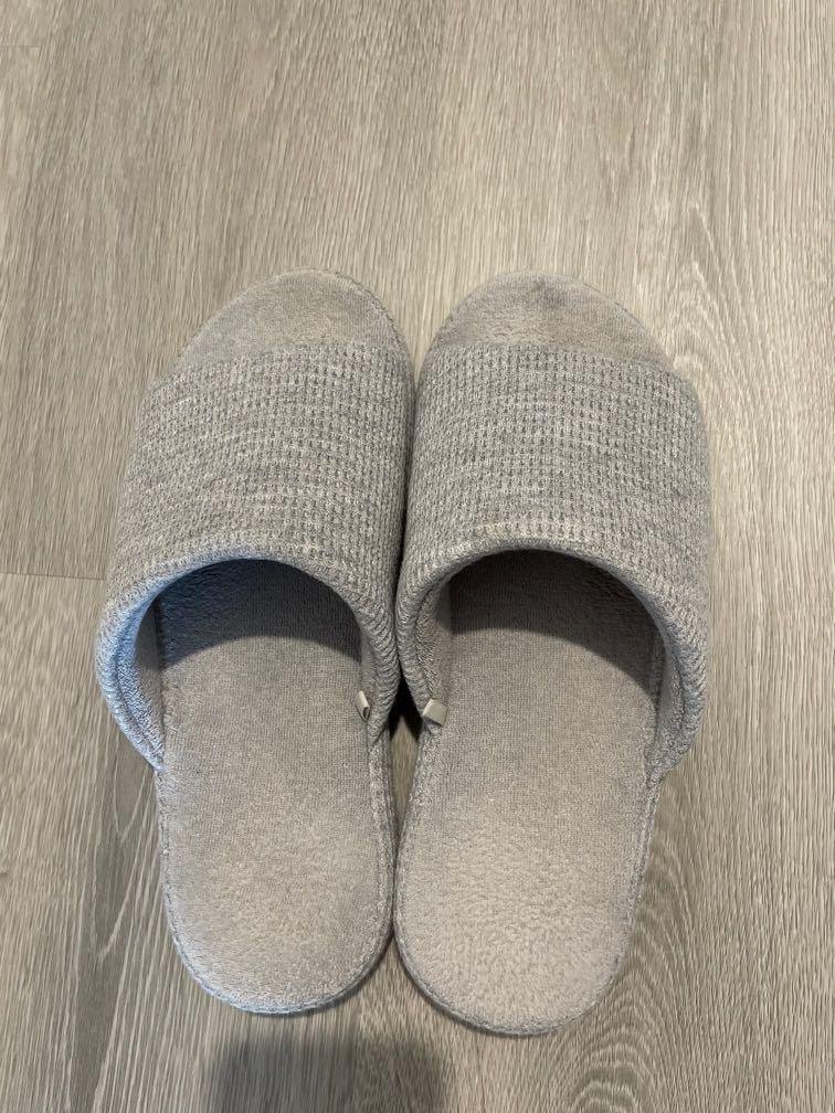 Uniqlo home shoes clearance
