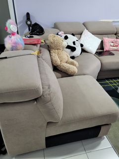 (Category: ) located in . Submitted by jacvee (Listing ID 1152906519, Image 1). Description: .