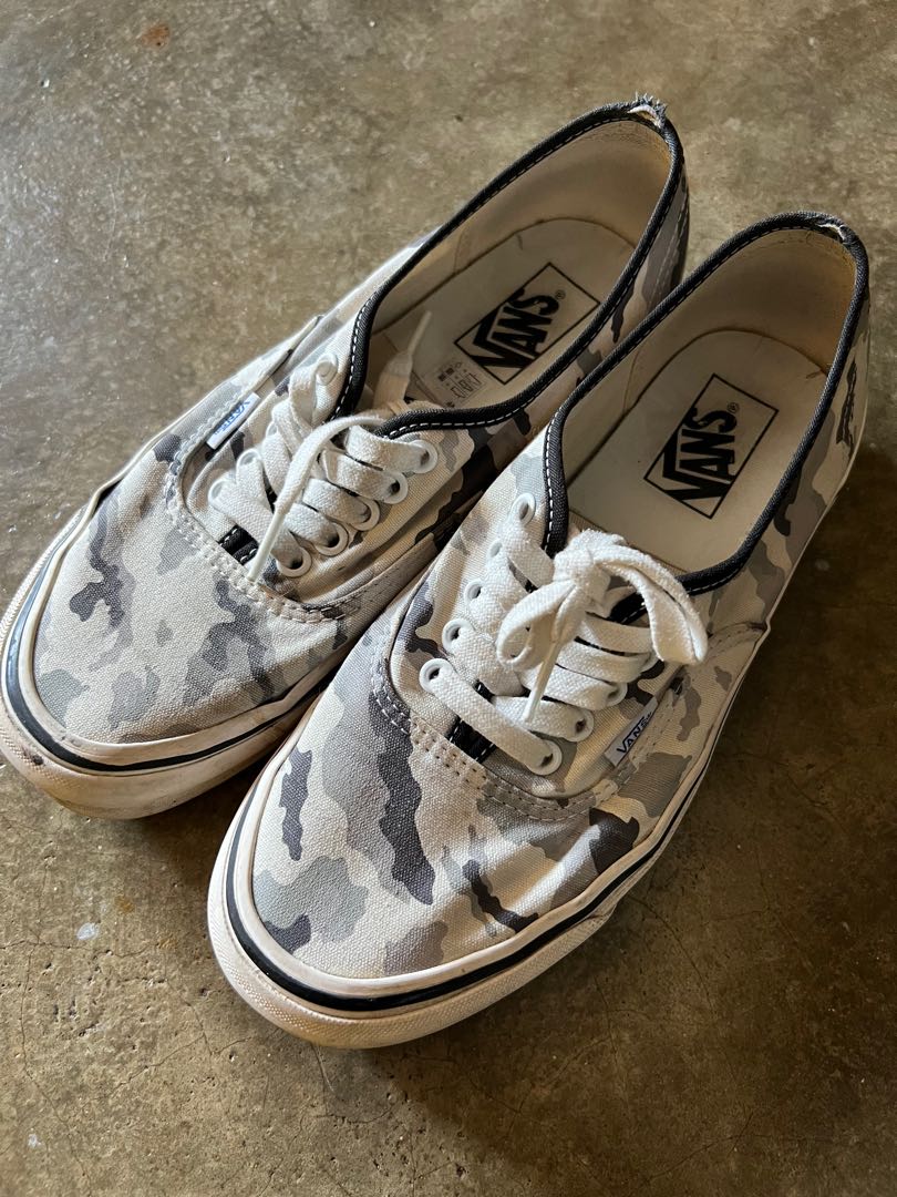 Gray camo vans hot sale