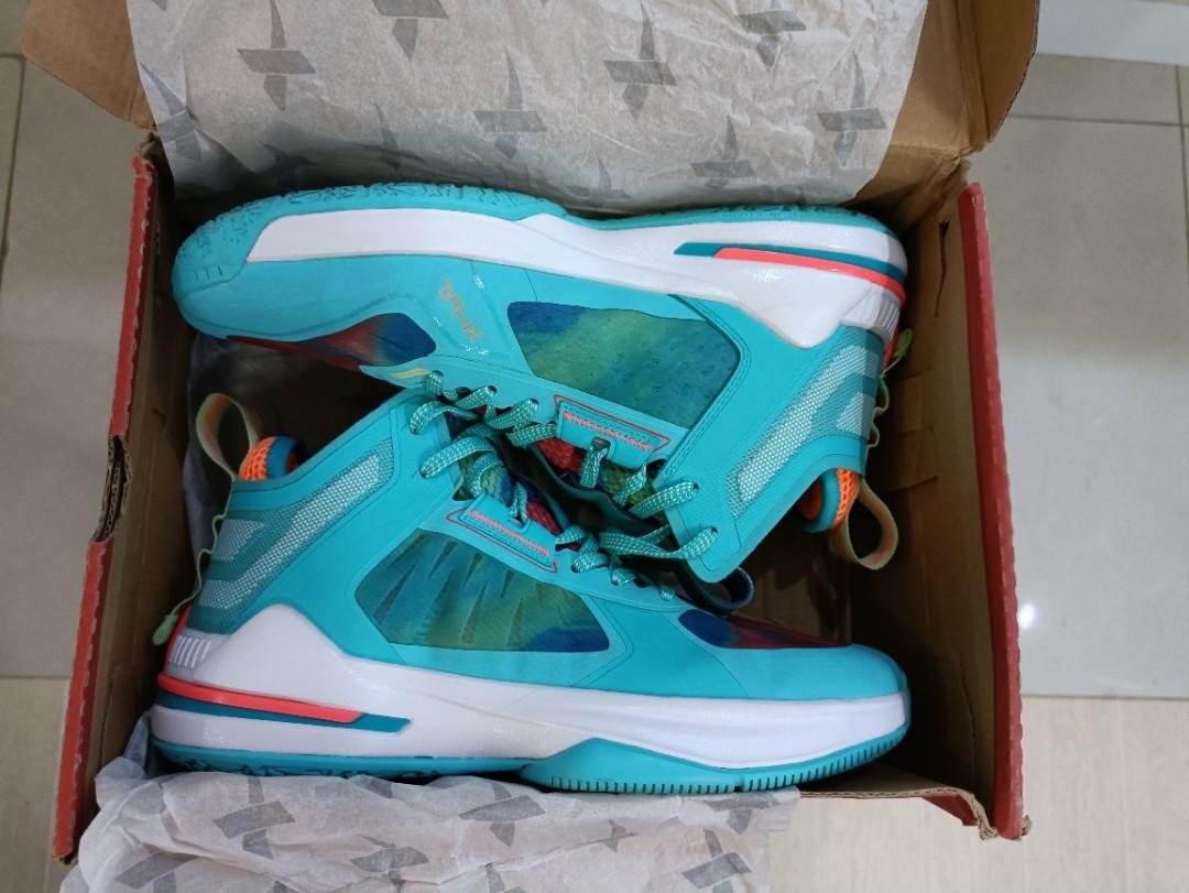 XTEP JLIN Lightning (Size 42 