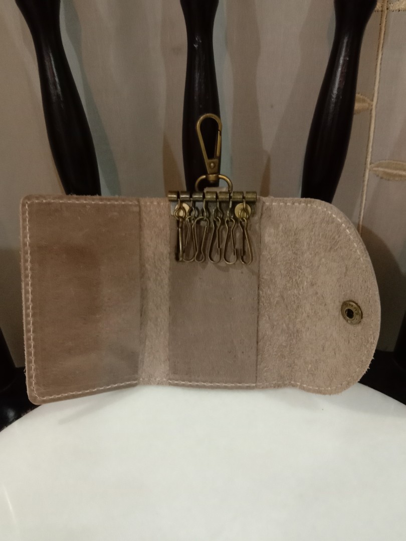 Yik Fung..Key 🗝️🗝️Holder Purse n Small Card Holder, Women's Fashion, Bags  & Wallets, Purses & Pouches on Carousell