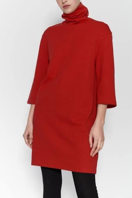 Zara red turtleneck 2025