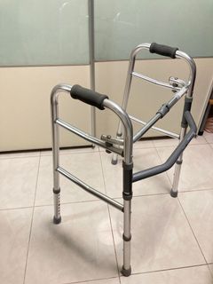 （分類：）位於 。 由 Erichhm 提交（商品編號 1158109791，圖片 1）。簡介： 。