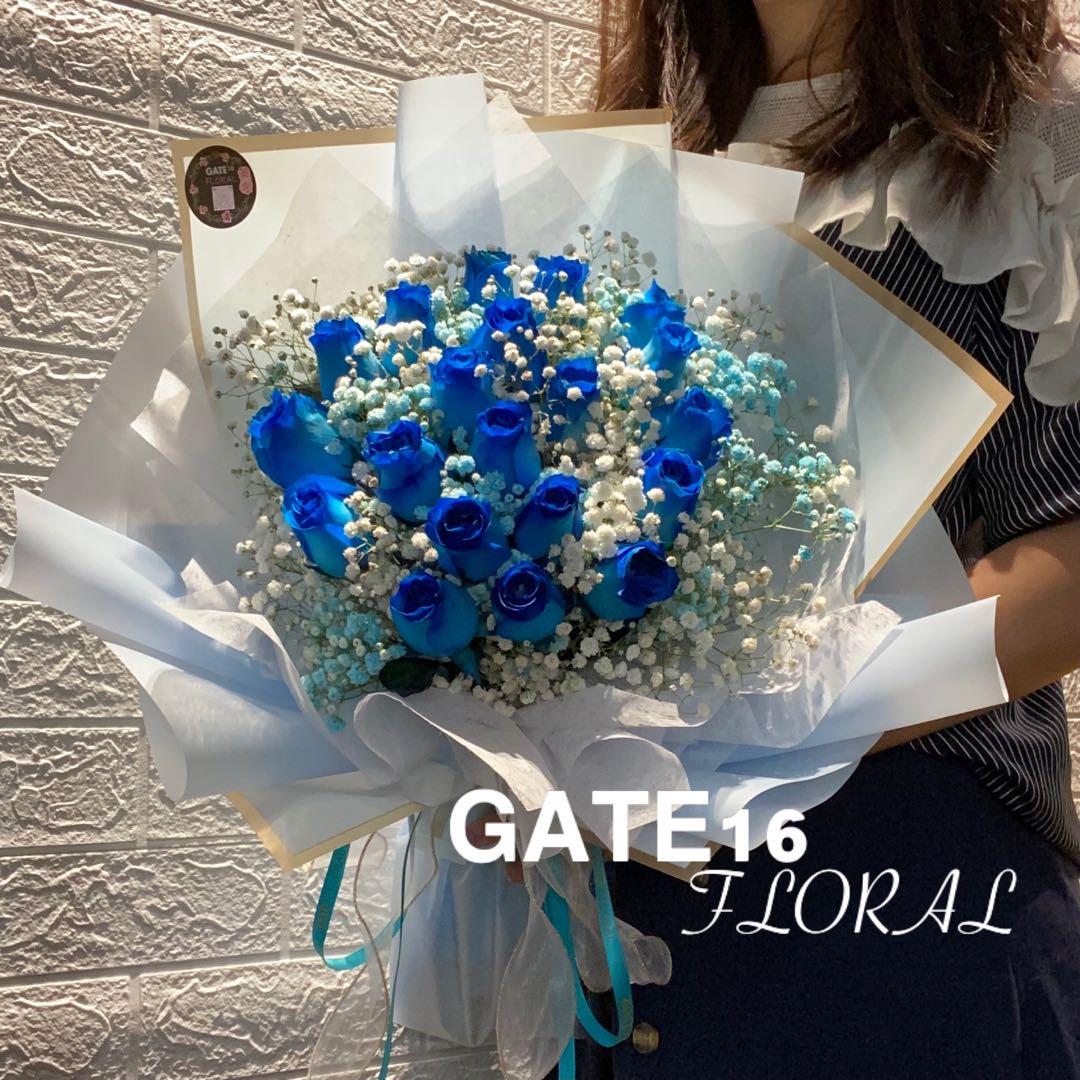 預訂鮮花花束 求婚花束 生日花束 畢業花束 母親節花束 枝藍玫瑰花花束 花材 枝藍玫瑰 滿天星 早鳥價 698 花束高度約50cm 花束專用袋 15 Led燈 15 心意卡 8 生日插牌 畢業插牌 8 鮮花保鮮劑 2 包 10 6包 48小時內急單 50