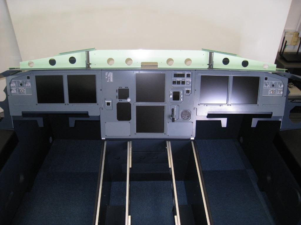 A320 Cockpit Set and Main Instrument Panel, TV & Home Appliances