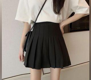 AA classic pleated tennis skirt in black