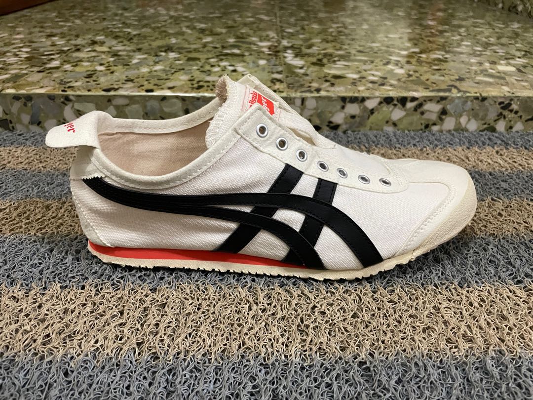 asics tiger white sneakers