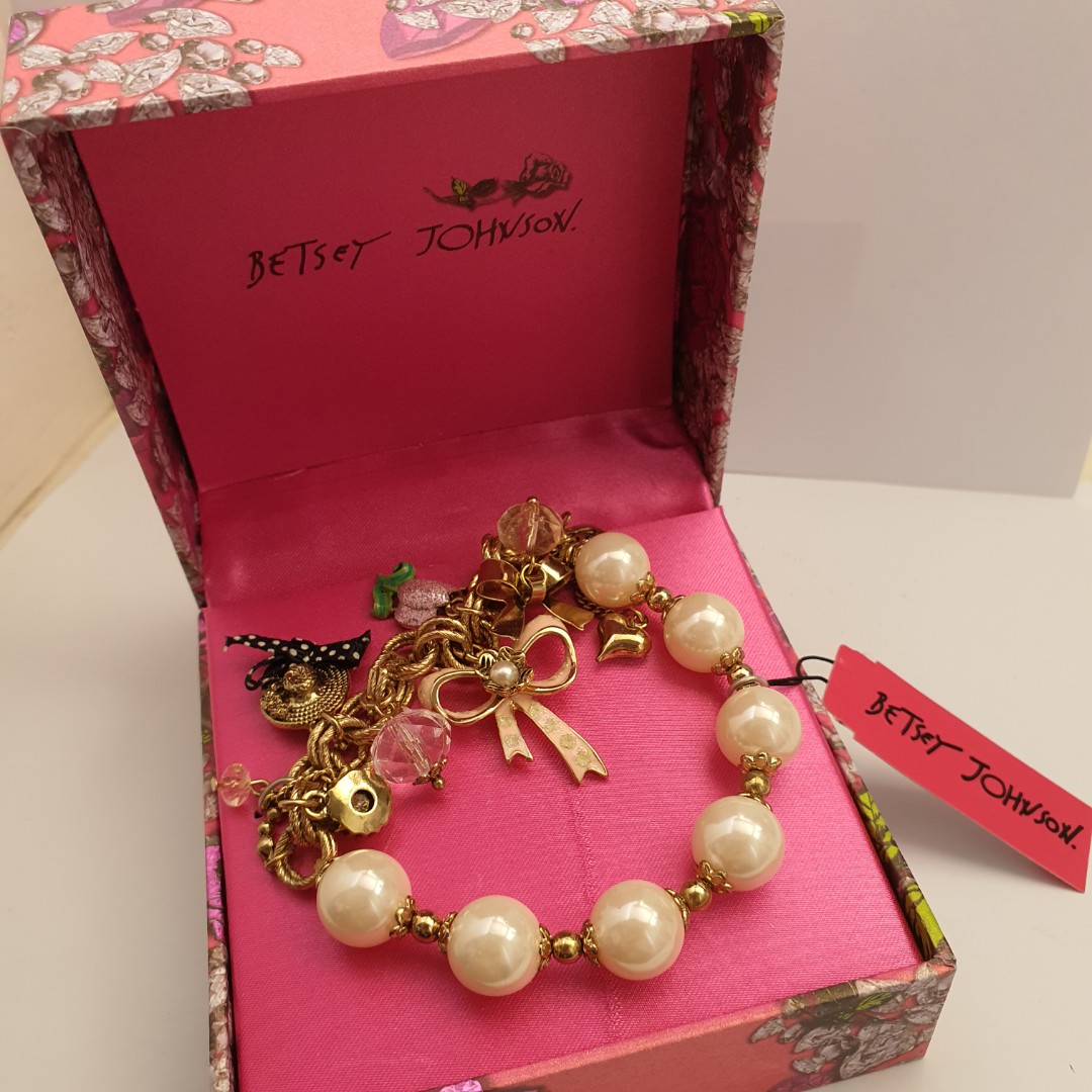 Betsey Johnson Boxes For Jewelry Shop Wholesale, 48% OFF |  mail.esemontenegro.gov.co