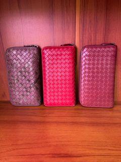 Bottega Veneta (BV) Long Leather Zip-Around Wallet - Authentic Bottega Veneta (BV) Long Leather Zip-Around Wallet - Authentic