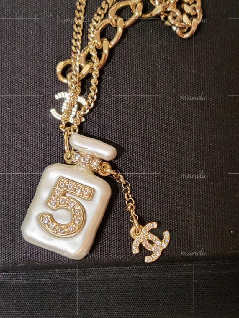 Chanel 22s necklace, Women's Fashion, Jewelry & Organisers, Necklaces on  Carousell