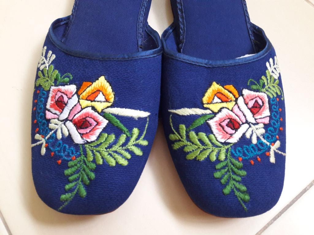 Chinese Embroidered Cloth Home Slippers for Girls Ladies Size 35