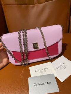 （分類：）位於 。 由 chichi_88 提交（商品編號 1158134718，圖片 1）。簡介： 。