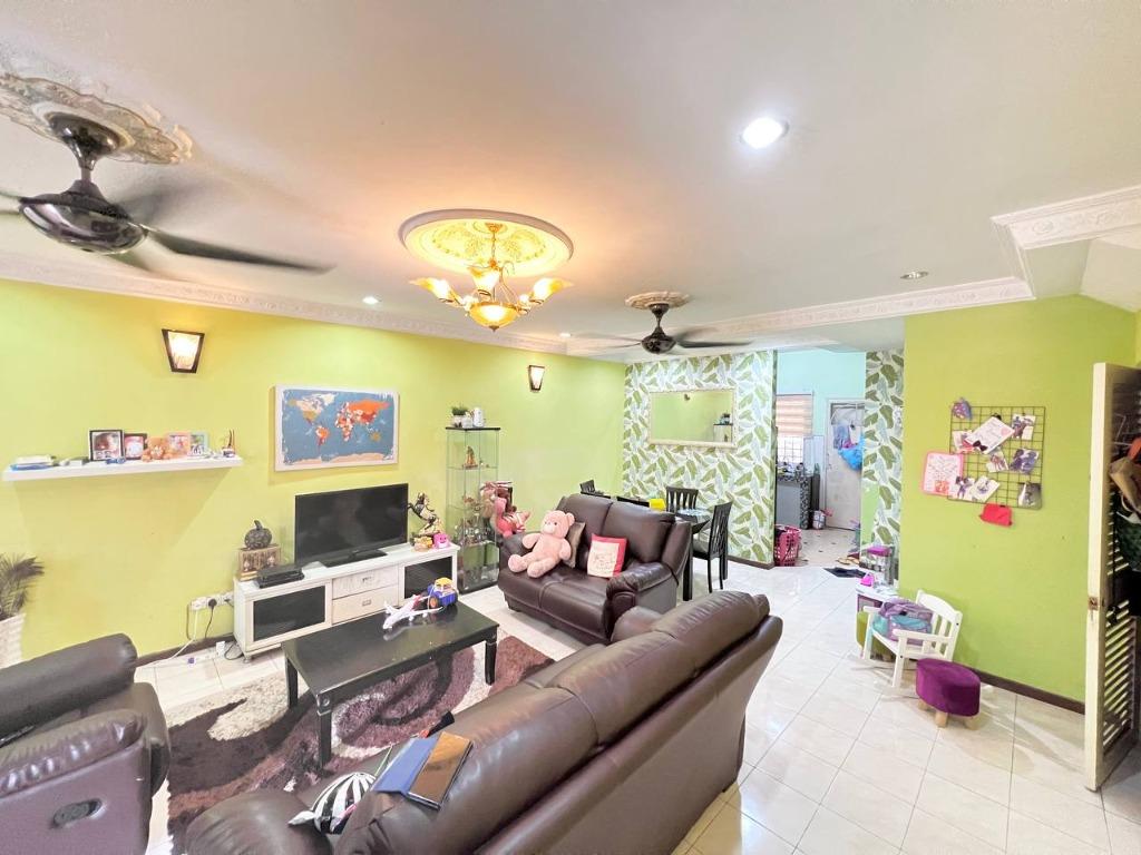 DOUBLE STOREY TERRACE HOUSE INTERMEDIATE,SUBANG GALAXY JLN URANUS