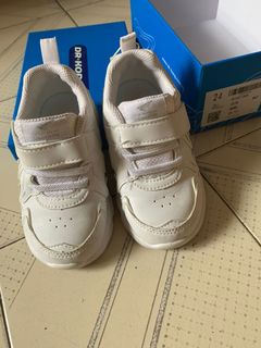 （分類：）位於 。 由 bbuser 提交（商品編號 1158026870，圖片 1）。簡介： 。
