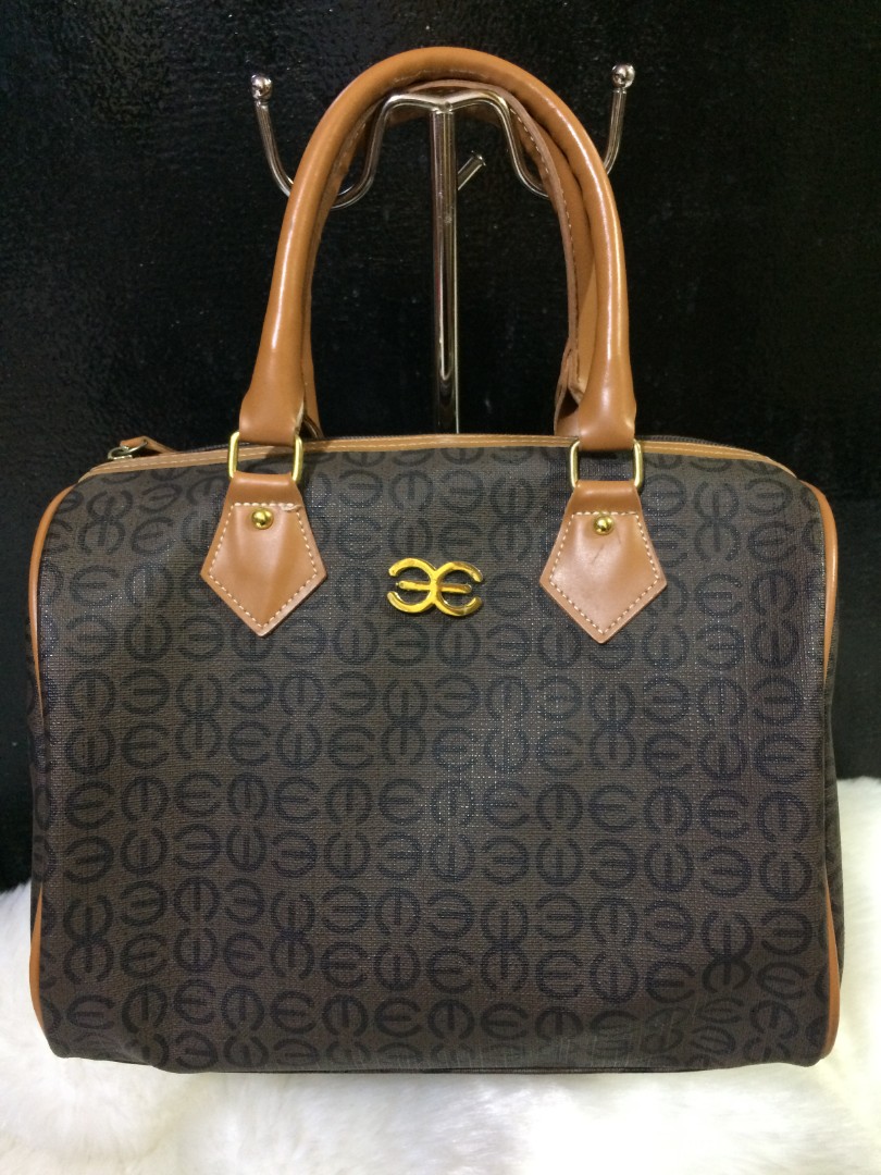 Esquire Doctors Bag, Women's Fashion, Bags & Wallets, Shoulder Bags on