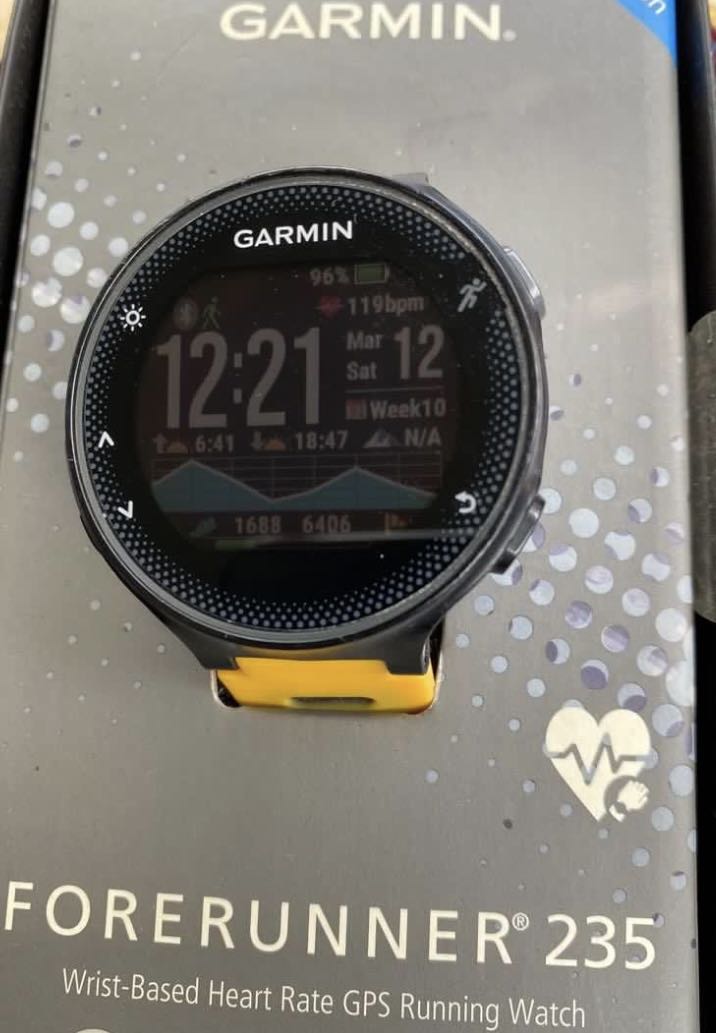 Suunto ambit3 peak vs garmin forerunner 235 on sale
