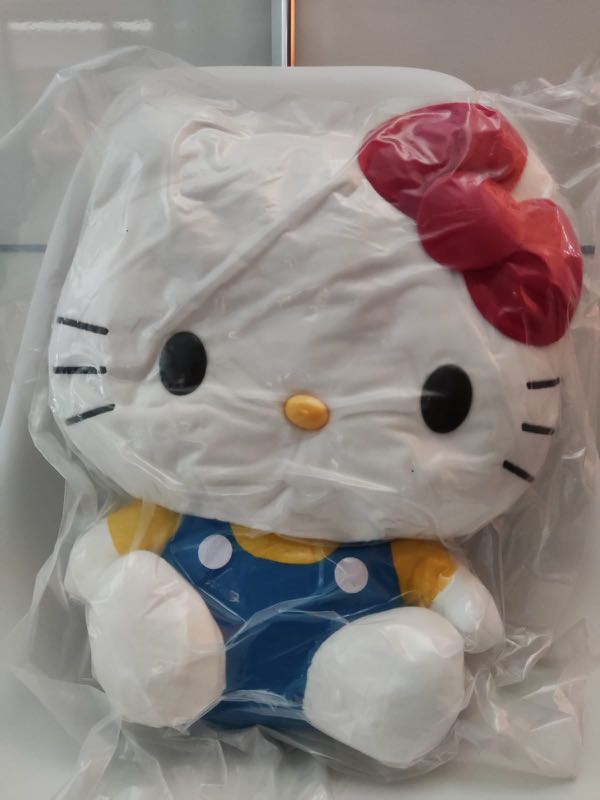 hello kitty stuffy