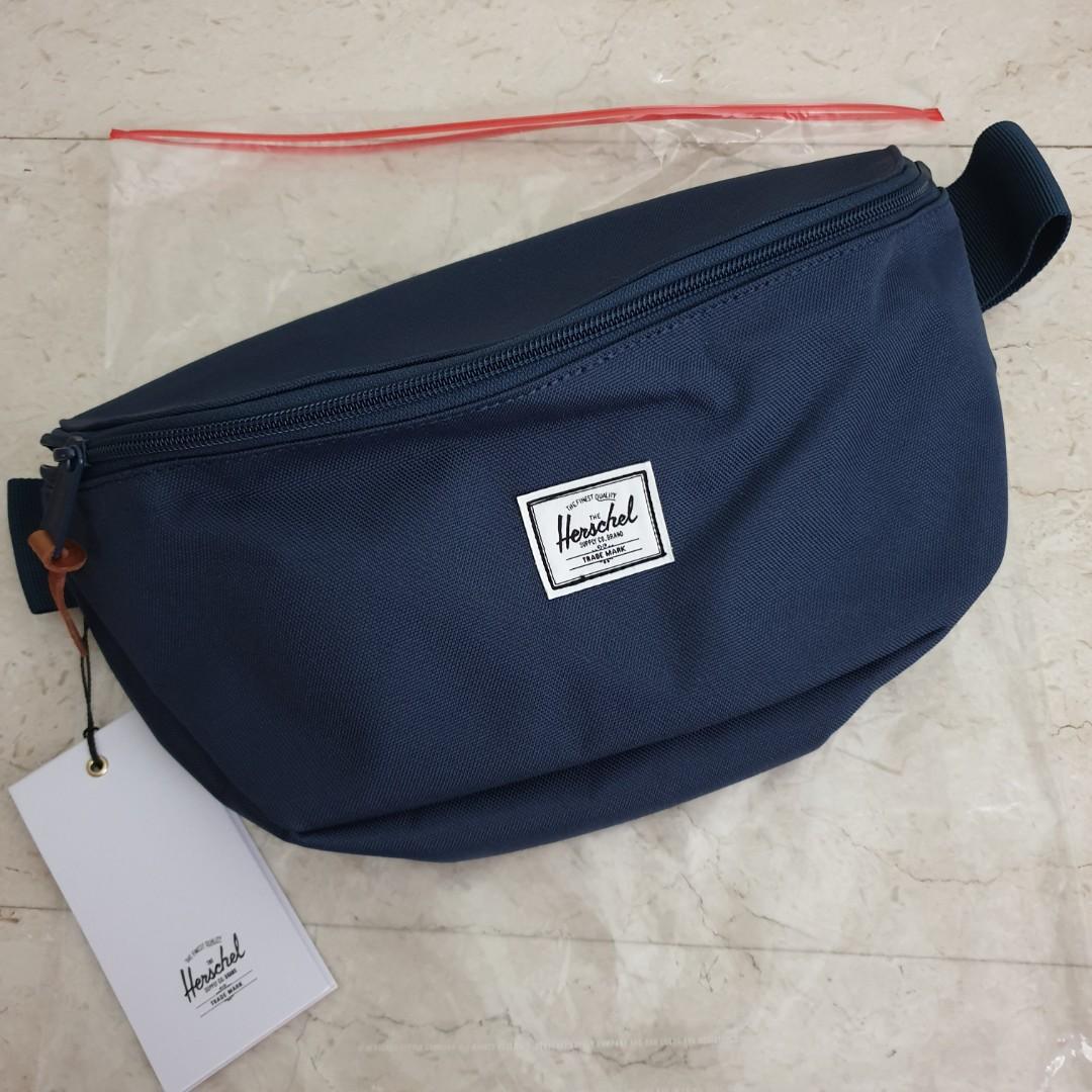 Herschel sixteen fanny outlet pack