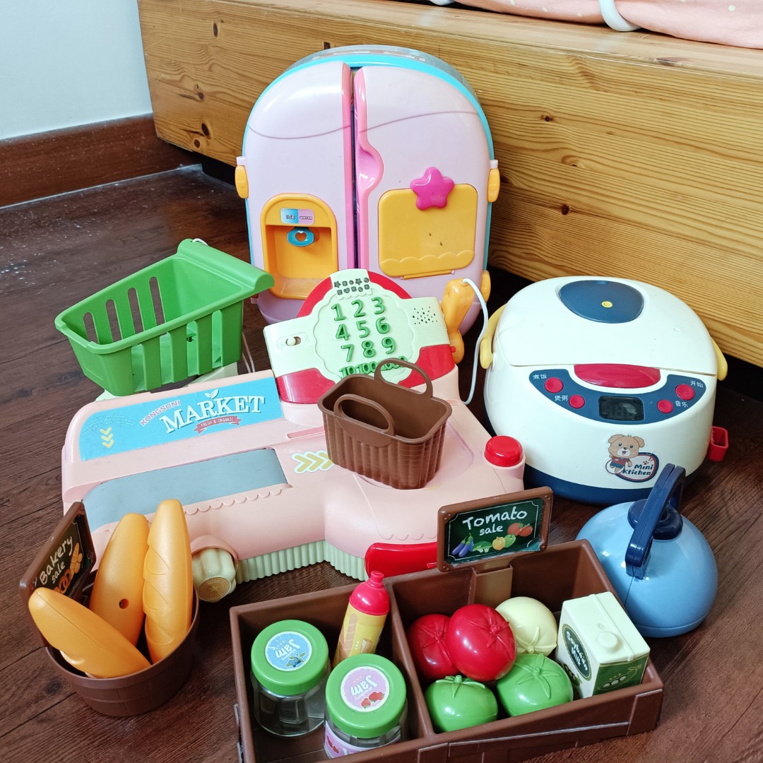 Kitchen set, Hobbies & Toys, Toys & Games on Carousell