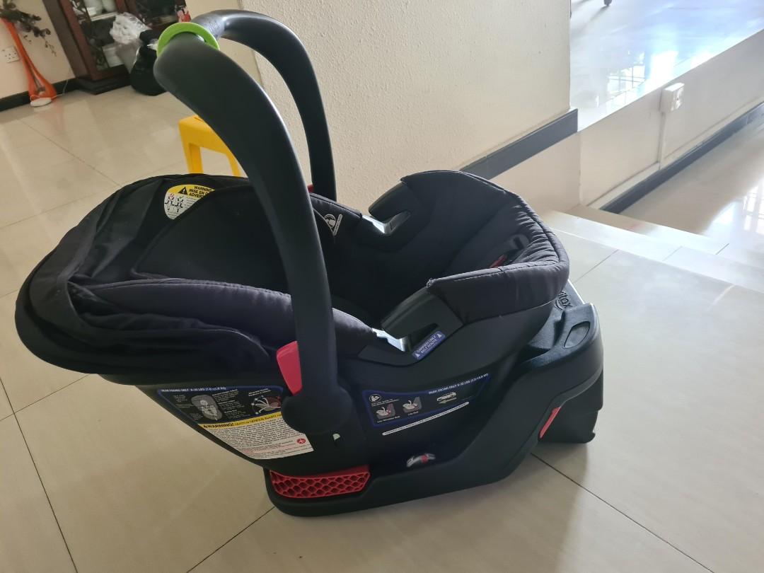 Used britax deals infant car seat