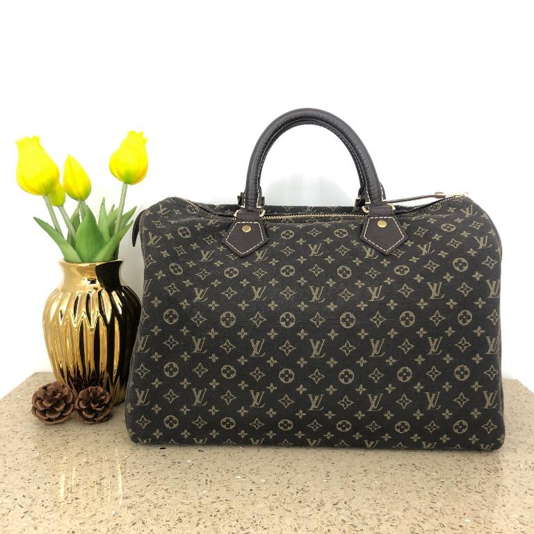 Louis Vuitton Speedy 30 Monogram Fabric, Women's Fashion, Bags & Wallets,  Tote Bags on Carousell