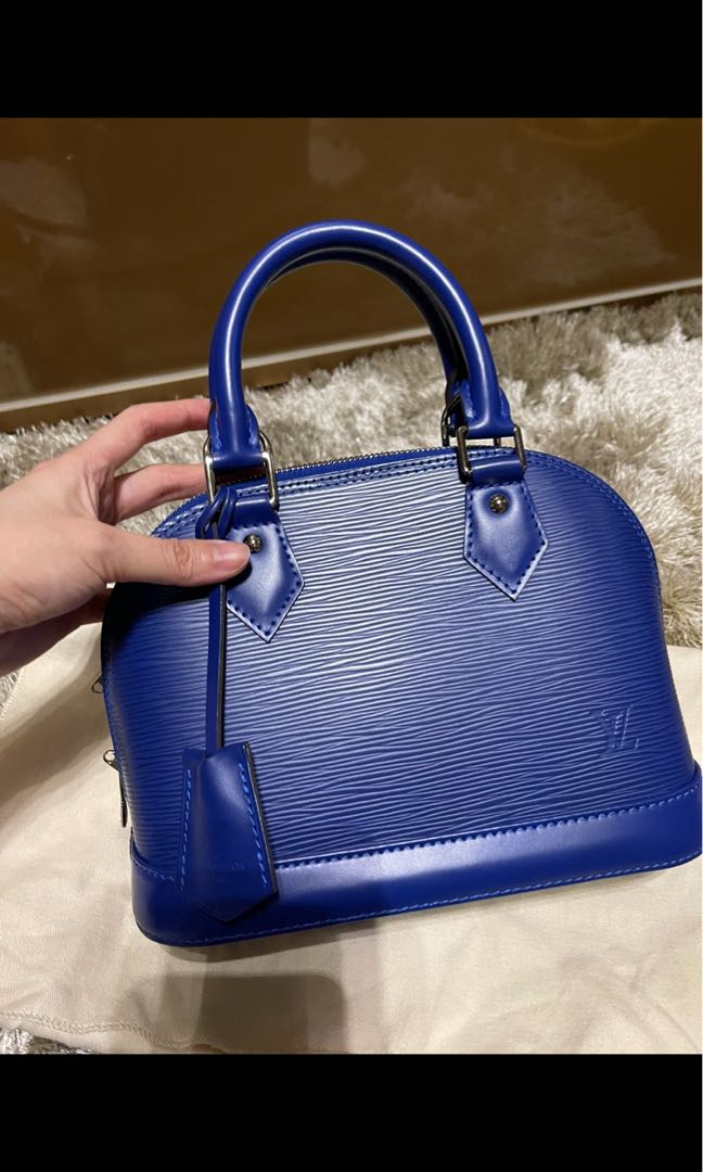 Louis Vuitton Epi Alma BB in Indigo (Midnight Blue), Luxury, Bags &  Wallets on Carousell