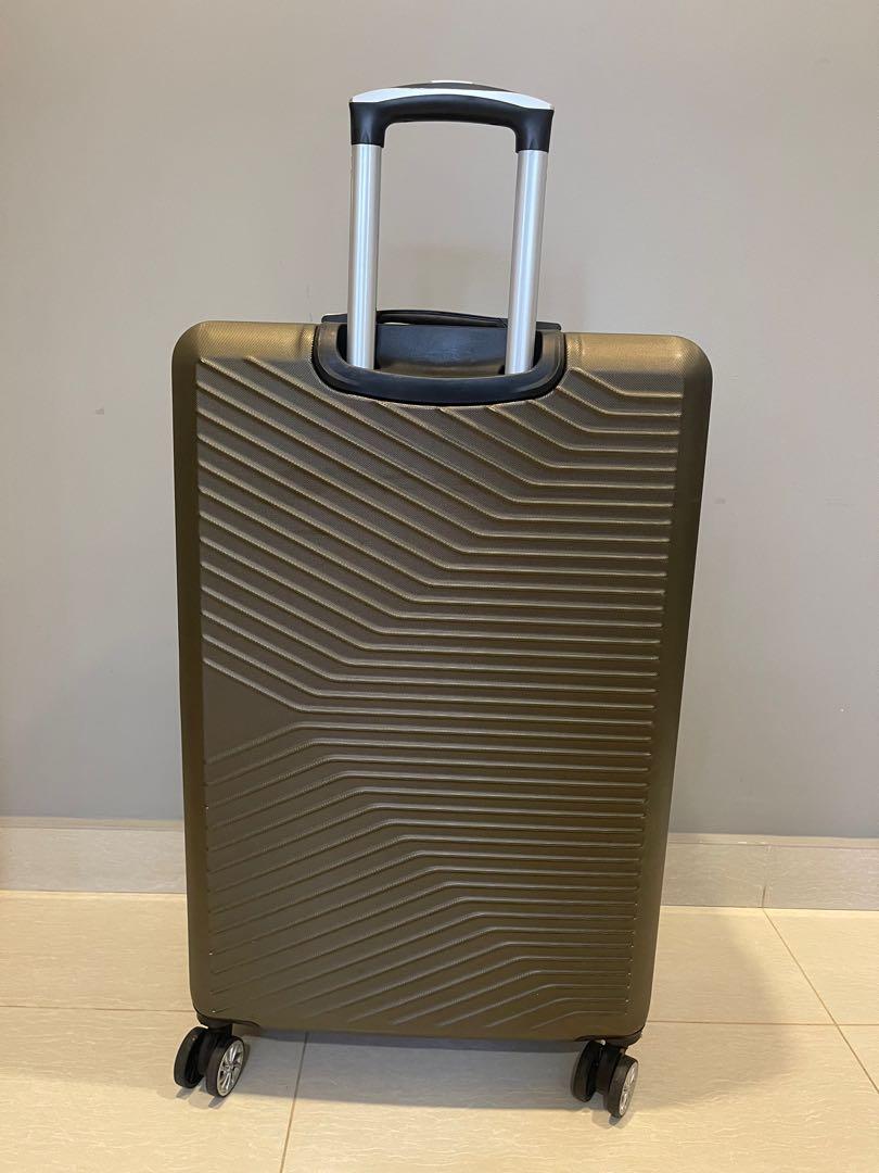 Lys luggage store