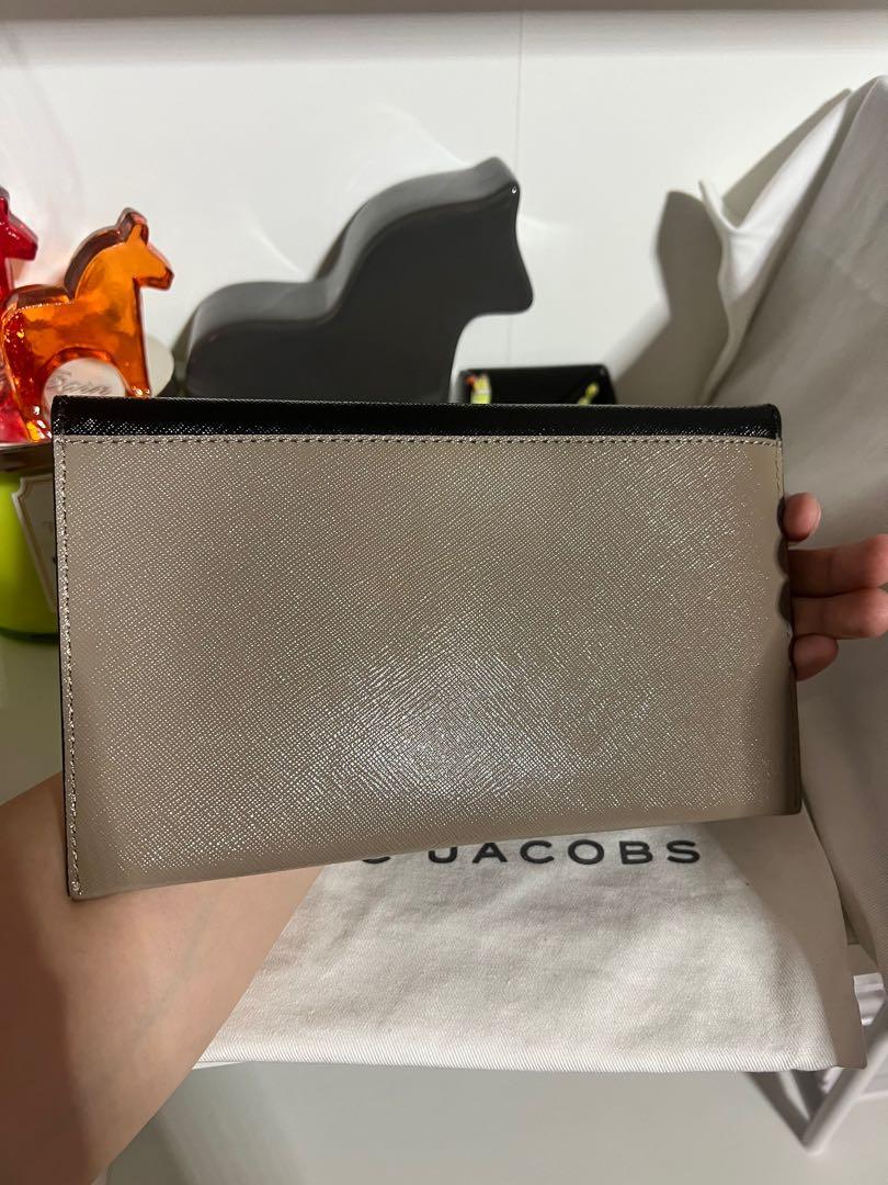 Marc jacobs hotsell envelope clutch